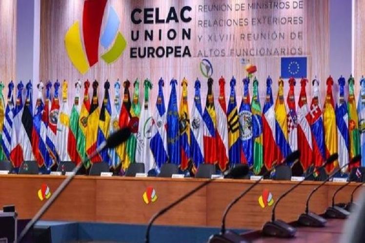 Lee más sobre el artículo Cumbre CELAC-UE: el posicionamiento latinoamericanista
