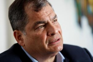 Lee más sobre el artículo Correa alerta de maniobras contra Revolución Ciudadana de Ecuador