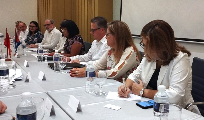 En este momento estás viendo Cuba y China constataron excelente estado de relaciones bilaterales (+Foto)