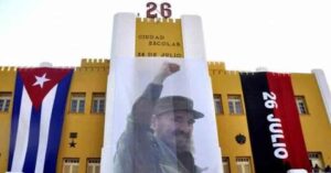 Lee más sobre el artículo Felicita Díaz-Canel a Santiago de Cuba por sede de celebración patria