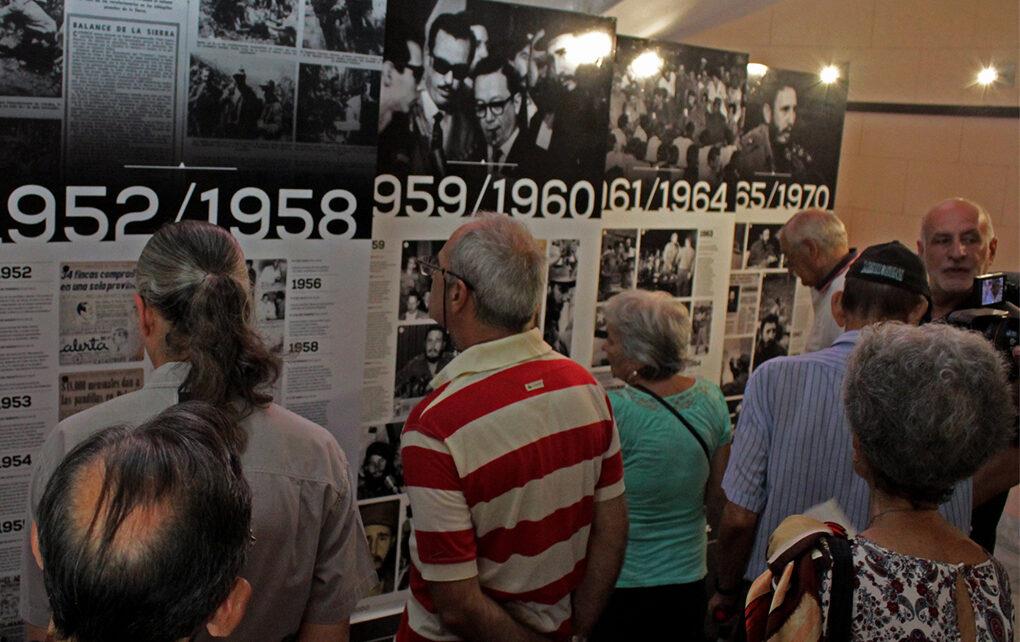 En este momento estás viendo Sede de Unión de Periodistas de Cuba atesora 80 imágenes de Fidel