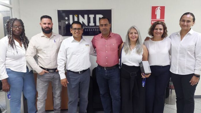 Lee más sobre el artículo Avilanian professionals make official visit to the University of Tuxpan