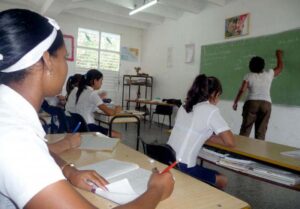 Lee más sobre el artículo Prevén recuperar más docentes en nuevo curso escolar