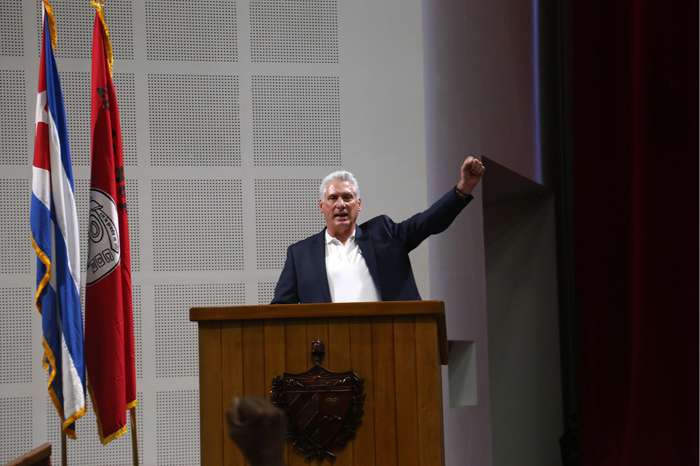 En este momento estás viendo Díaz-Canel: los CDR son testigos inseparables de la Revolución