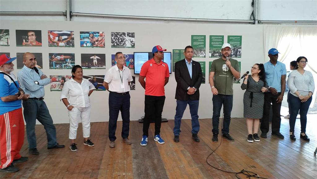 Lee más sobre el artículo Intensa agenda de delegación de Cuba en Fête de l’Humanité