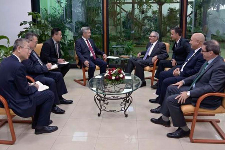 En este momento estás viendo Despide Raúl Castro a alto dirigente chino tras visita oficial a Cuba
