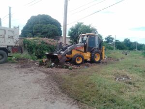 Lee más sobre el artículo Apoyan trabajadores de Recursos Hidráulicos labores de saneamiento en Ciego de Ávila