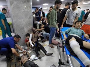 Lee más sobre el artículo Denuncian colapso del sistema de salud en Gaza por bombardeos