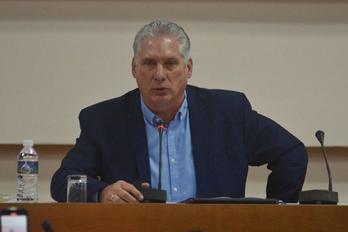 En este momento estás viendo Díaz-Canel: necesitamos un periodismo ético y revolucionario