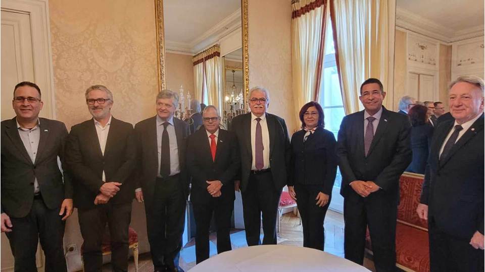 En este momento estás viendo French deputies reject the blockade against Cuba and its intensification