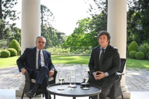 Lee más sobre el artículo Presidente argentino recibió a mandatario electo