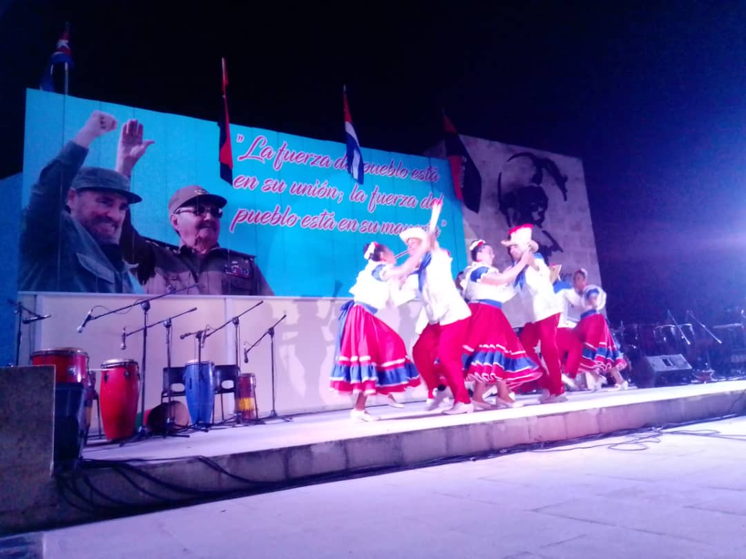 En este momento estás viendo Efectúan acto cultural para celebrar el triunfo de la Revolución en Ciego de Ávila