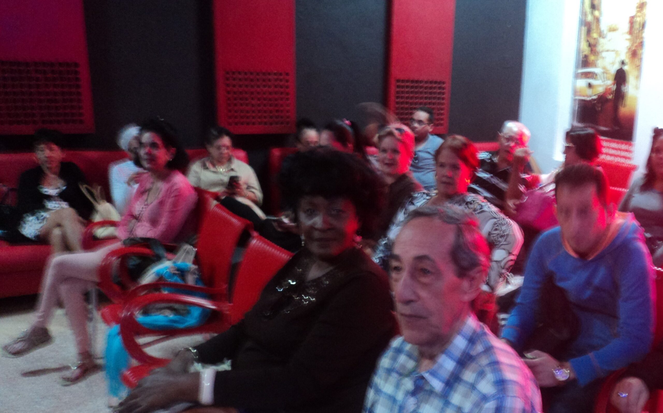 En este momento estás viendo Debaten temas medulares en balance de la Radio de Morón