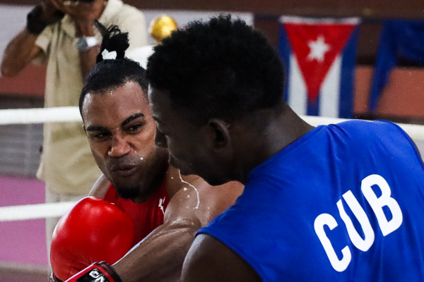 En este momento estás viendo Arlen López triunfó para bronce en Torneo Girón de Boxeo