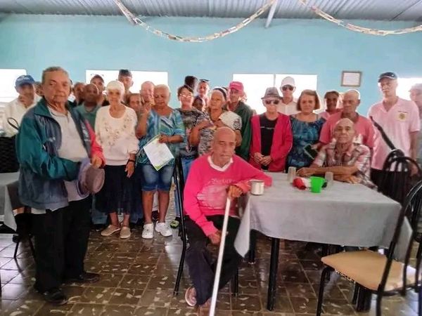 En este momento estás viendo Municipality of Ciego de Avila holds graduation ceremony for the University of the Elderly