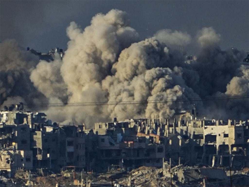 En este momento estás viendo Ataques israelíes profundizan crisis humanitaria en Gaza
