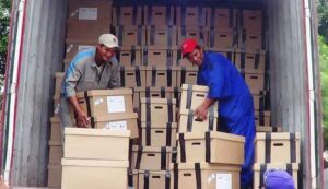 Lee más sobre el artículo Distribuirán en Bolivia 100 mil cajas para Censo de Población