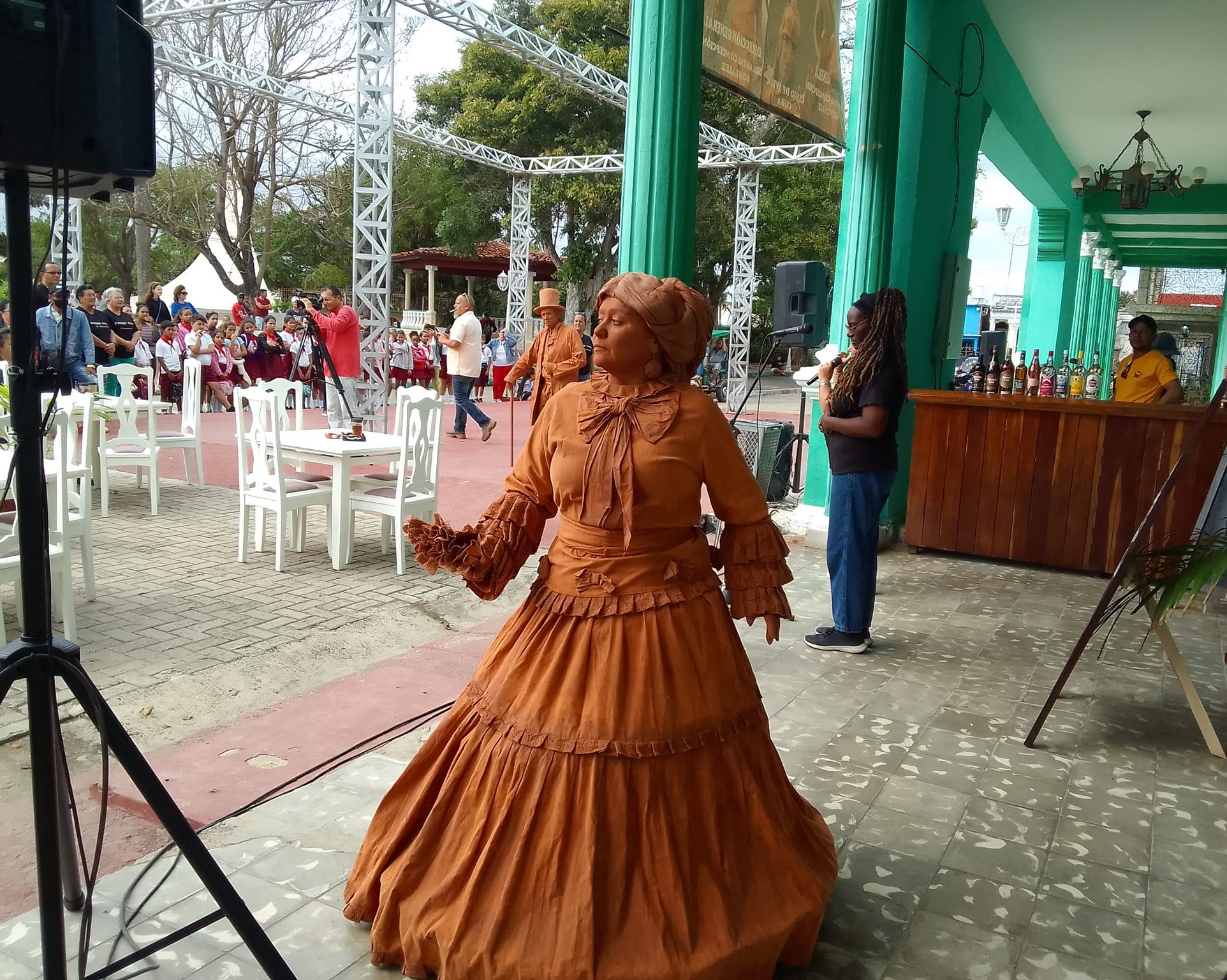 En este momento estás viendo Reconocen en Morón actores destacados en la escena teatral