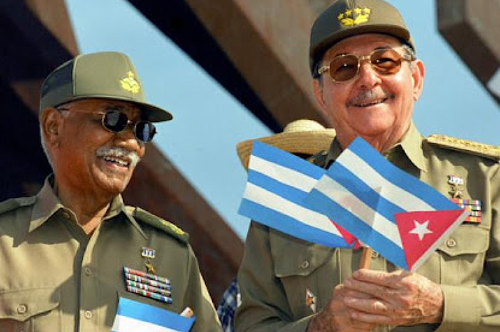 En este momento estás viendo Díaz-Canel honors Raúl and Almeida: «tested by history».