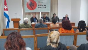 Lee más sobre el artículo Cuba: Intellectuals call for closing ranks against the advance of neo-fascism (+Photos)
