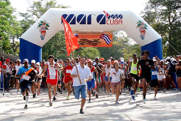 En este momento estás viendo Hoy en Cuba octava edición de la Carrera de la Amistad