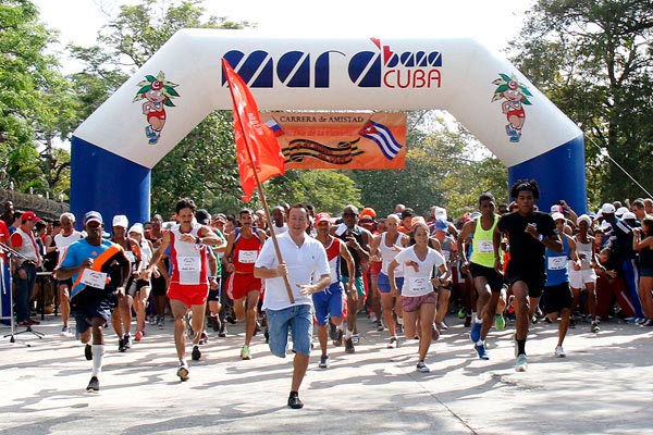 Hoy en Cuba octava edición de la Carrera de la Amistad