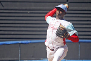 Lee más sobre el artículo Pitcher Dachel Duquesne to seek 100th National Series win