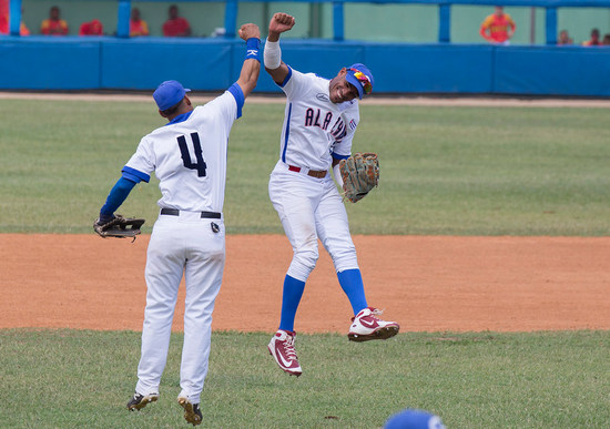 En este momento estás viendo Alazanes a paso doble en Serie Nacional de Beisbol