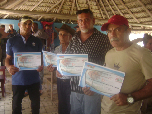 En este momento estás viendo Celebran en Majagua acto por el Aniversario 65 de la Ley de Reforma Agraria