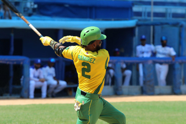 Lee más sobre el artículo Pinar del Río controla el “cachumbambé” en Serie Nacional de Béisbol