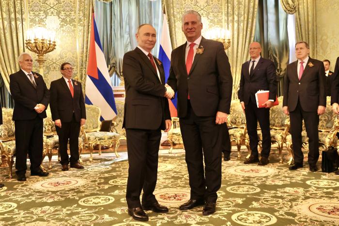 En este momento estás viendo Cuba and Russia, two friends who know their challenges and are committed to mutual support