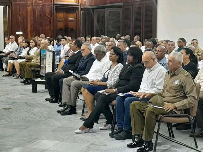 En este momento estás viendo Nuevos gobernadores y vicegobernadores tomaron posesión de sus cargos