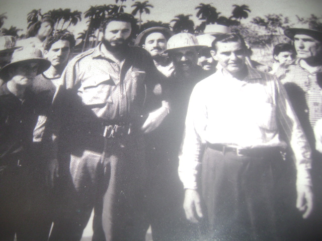 Lee más sobre el artículo Convocan en Majagua a concurso de artes plásticas “Fidel en mi corazón”