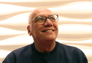 Lee más sobre el artículo Homenajearán en Cuba a valioso poeta y cineasta Víctor Casaus