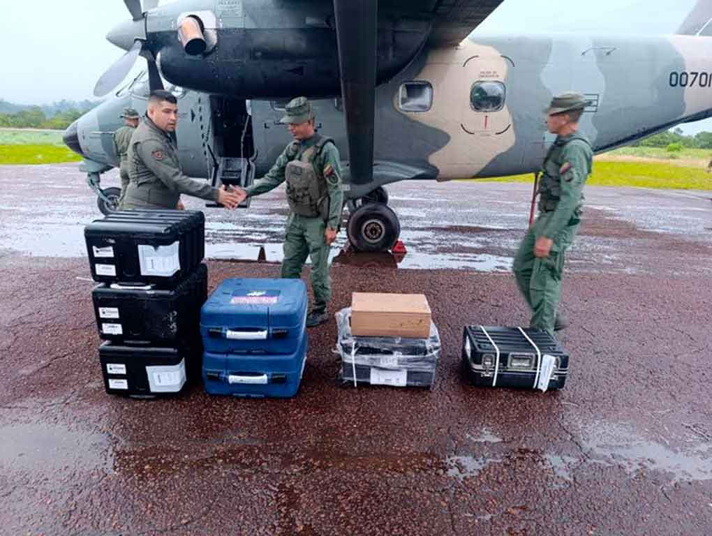 En este momento estás viendo FANB moves electoral material to inhospitable places in Venezuela