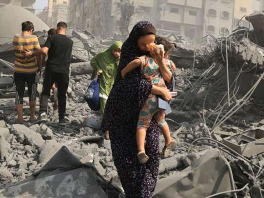 En este momento estás viendo Al menos 16 muertos en bombardeo israelí contra poblado en Gaza