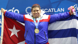 Lee más sobre el artículo Marifélix Sarría reina en mundial júnior de pesas