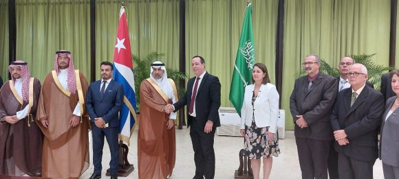 En este momento estás viendo Cuba y Arabia Saudita fortalecen lazos de cooperación en el ámbito sanitario