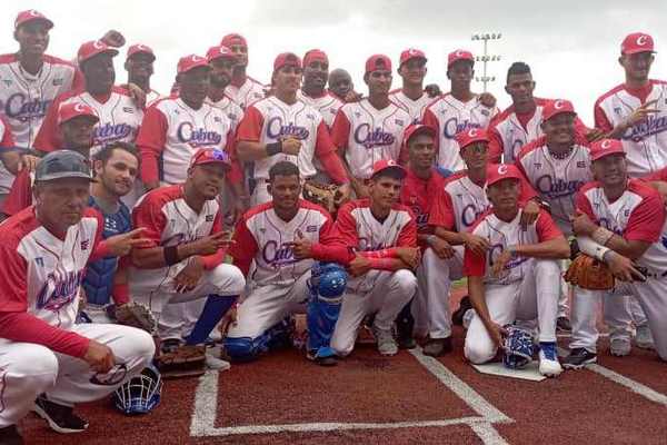 En este momento estás viendo Bronce para Cuba en VI Copa del Caribe de Beisbol