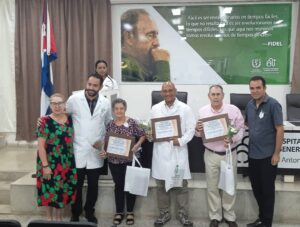 Lee más sobre el artículo Premian a médicos avileños especialistas en cáncer y cuidados paliativos