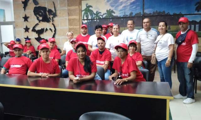 En este momento estás viendo Trabajadores avileños de la Salud laborarán en la recuperación de Guantánamo