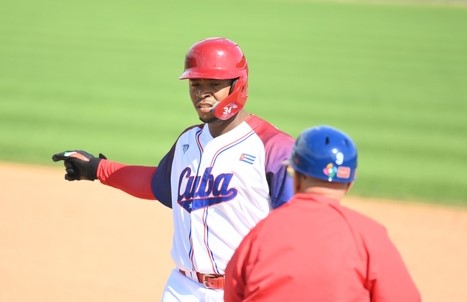 En este momento estás viendo Triunfo cubano rumbo al Premier 12 de beisbol