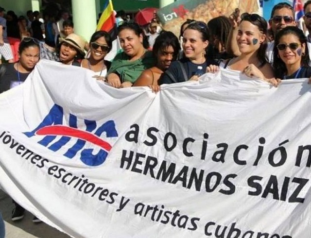 Lee más sobre el artículo  Fstejarán 38 aniversario de la Asociación Hermanos Saíz en Ciego de Ávila