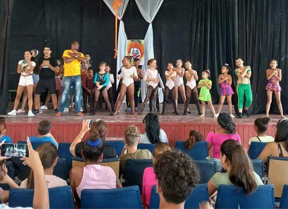 En este momento estás viendo Crecidos por la cultura en Morón