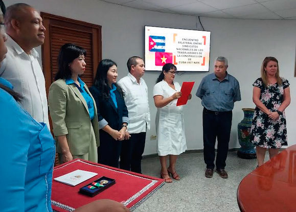 En este momento estás viendo Cuba and Vietnam cement ties