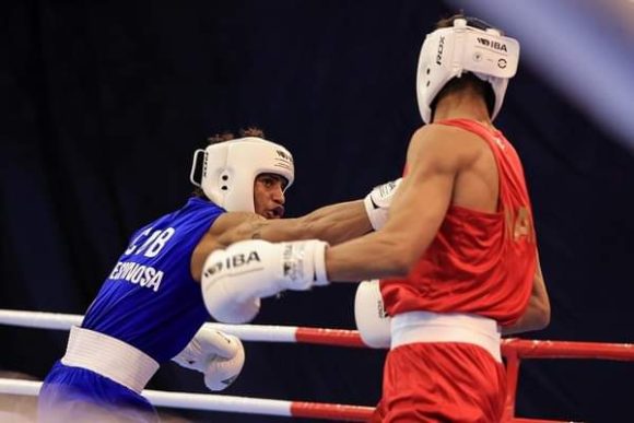 Lee más sobre el artículo Dos cubanos por cetros en Mundial Juvenil de Boxeo de Budva 2024