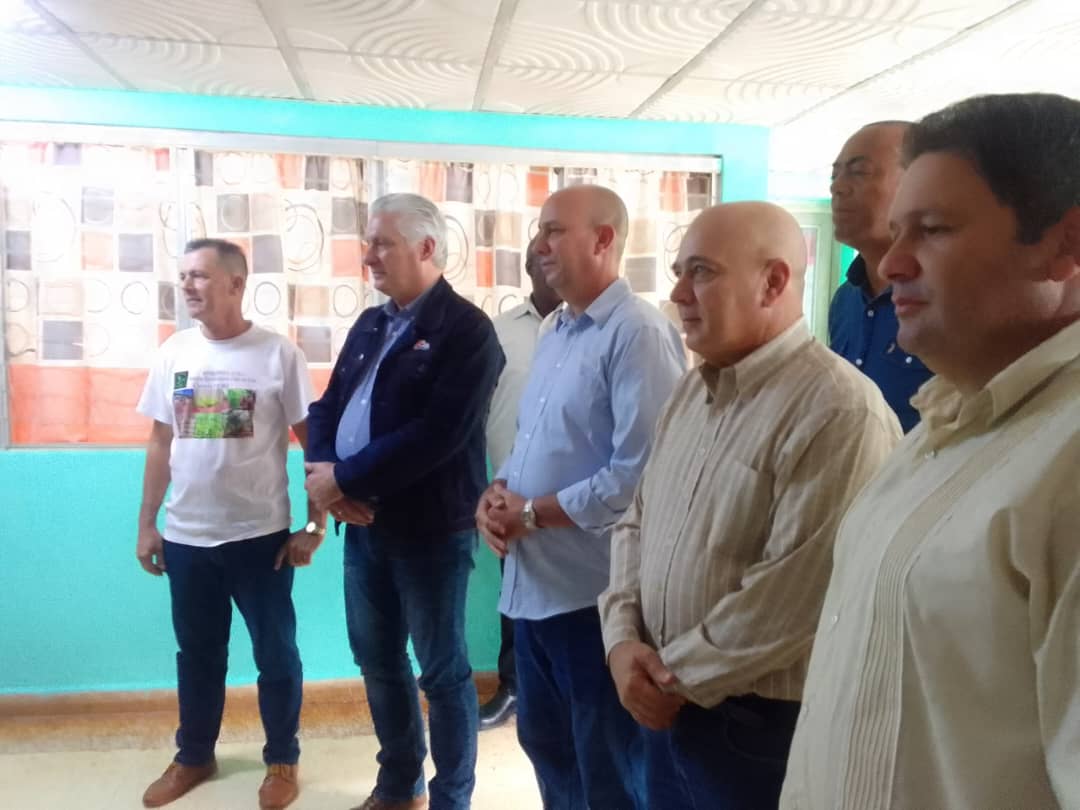 Lee más sobre el artículo Recorre Presidente cubano lugares de interés socioeconómicos en Ciego de Ávila