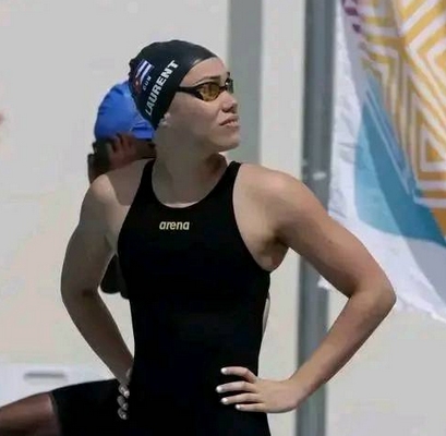 En este momento estás viendo Swimmer Laurent Estrada sets national record