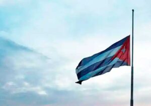 Lee más sobre el artículo Cuba rinde homenaje a los 13 combatientes fallecidos en Holguín