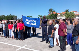 Lee más sobre el artículo The Labour Prowess Flag is awarded to FAR and MININT collectives
